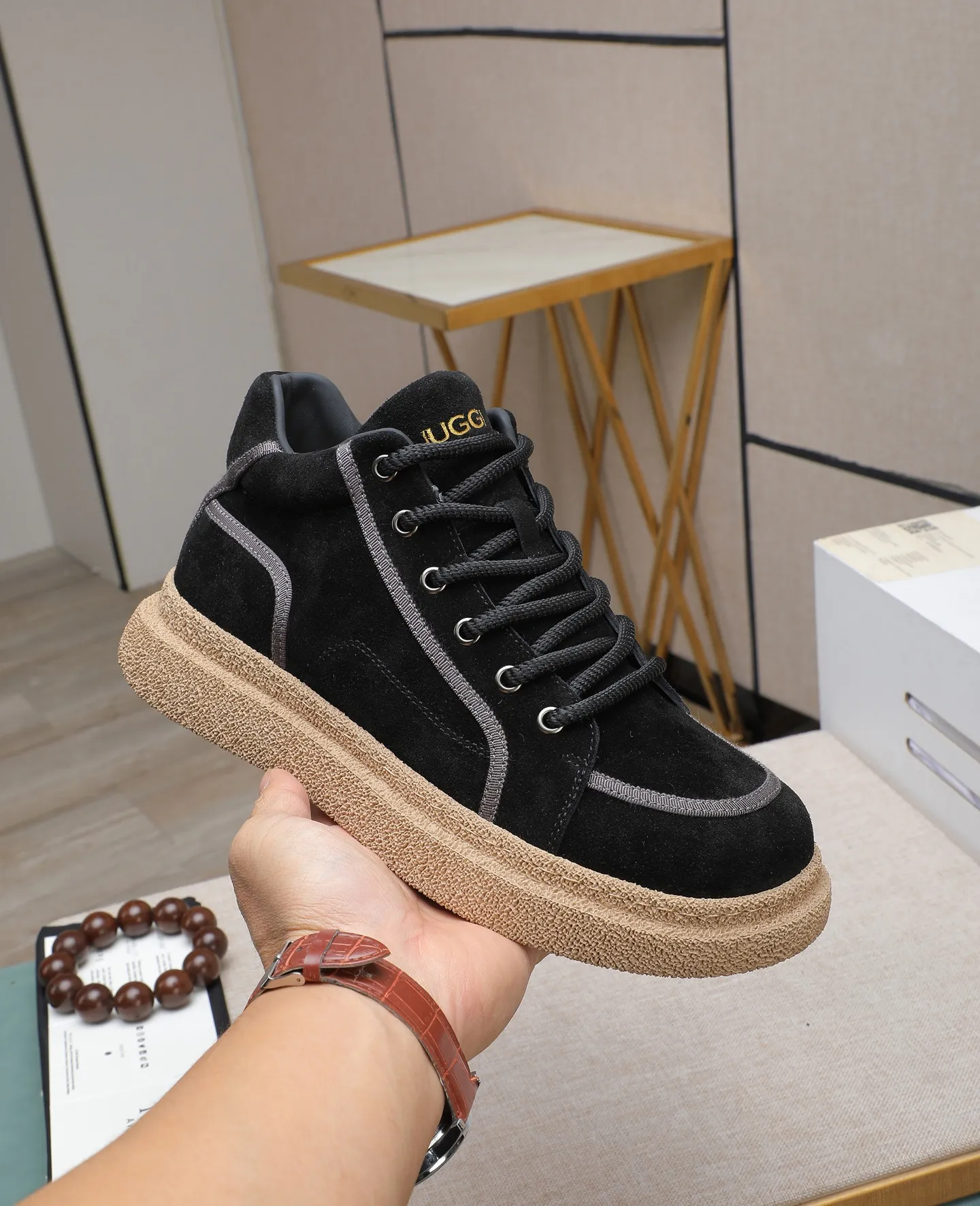 Men's shoes 💰600 IUGGI new retro presbyopia men's shoes, casual and versatile, full of high-end sense, fashionable, luxury and personalized style, joint style, retro presbyopia factor, full of handsome style, first layer suede cowhide, wool lining, rubber outsole, light and non-slip size: 39-44